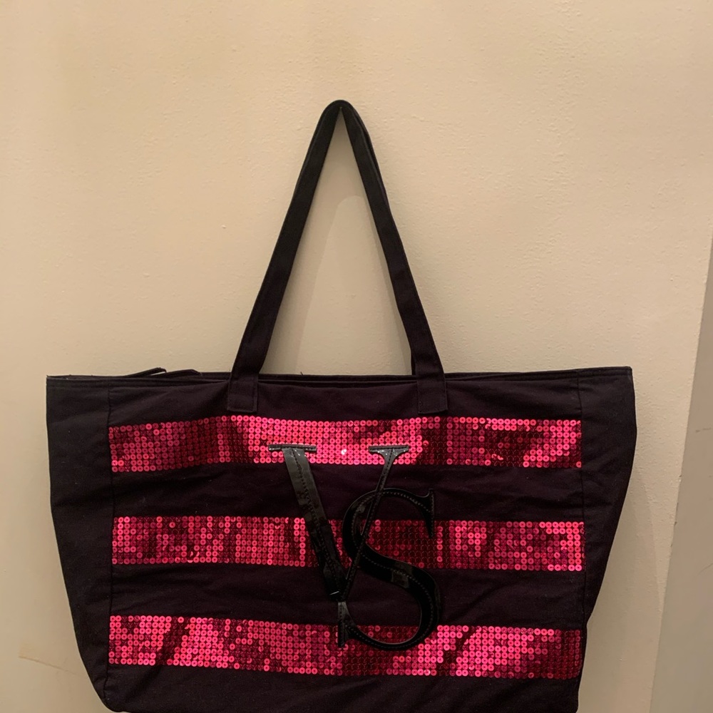 Victoria secret weekender bag